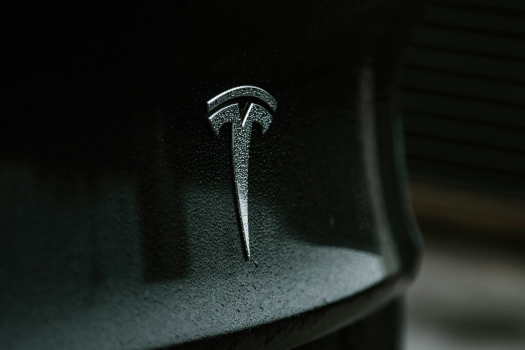 Tesla 1